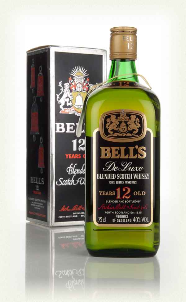 bells-12-year-old-de-luxe-blended-scotch-whisky-boxed-1980s